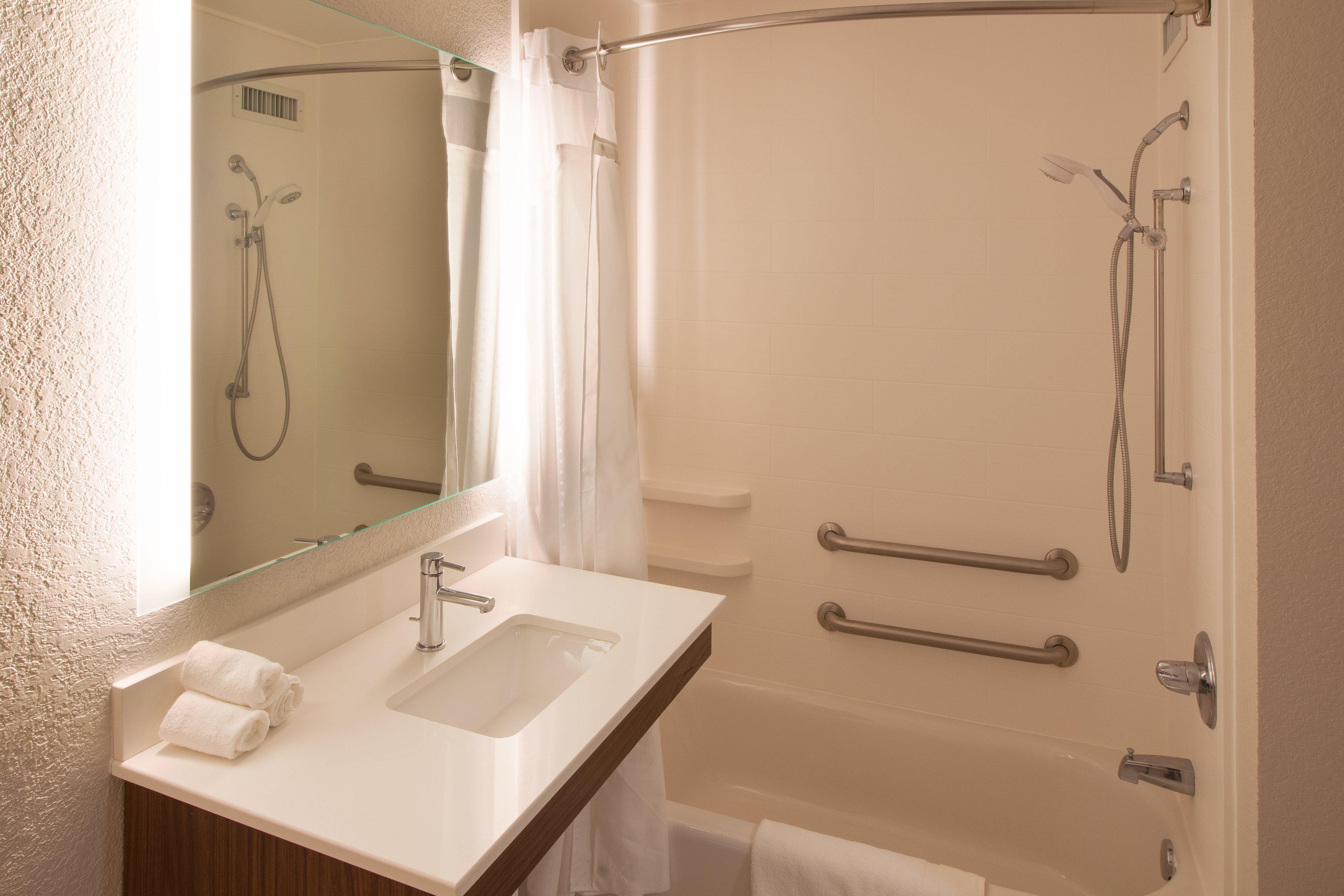 Holiday Inn Express & Suites - Worthington By Ihg Luaran gambar
