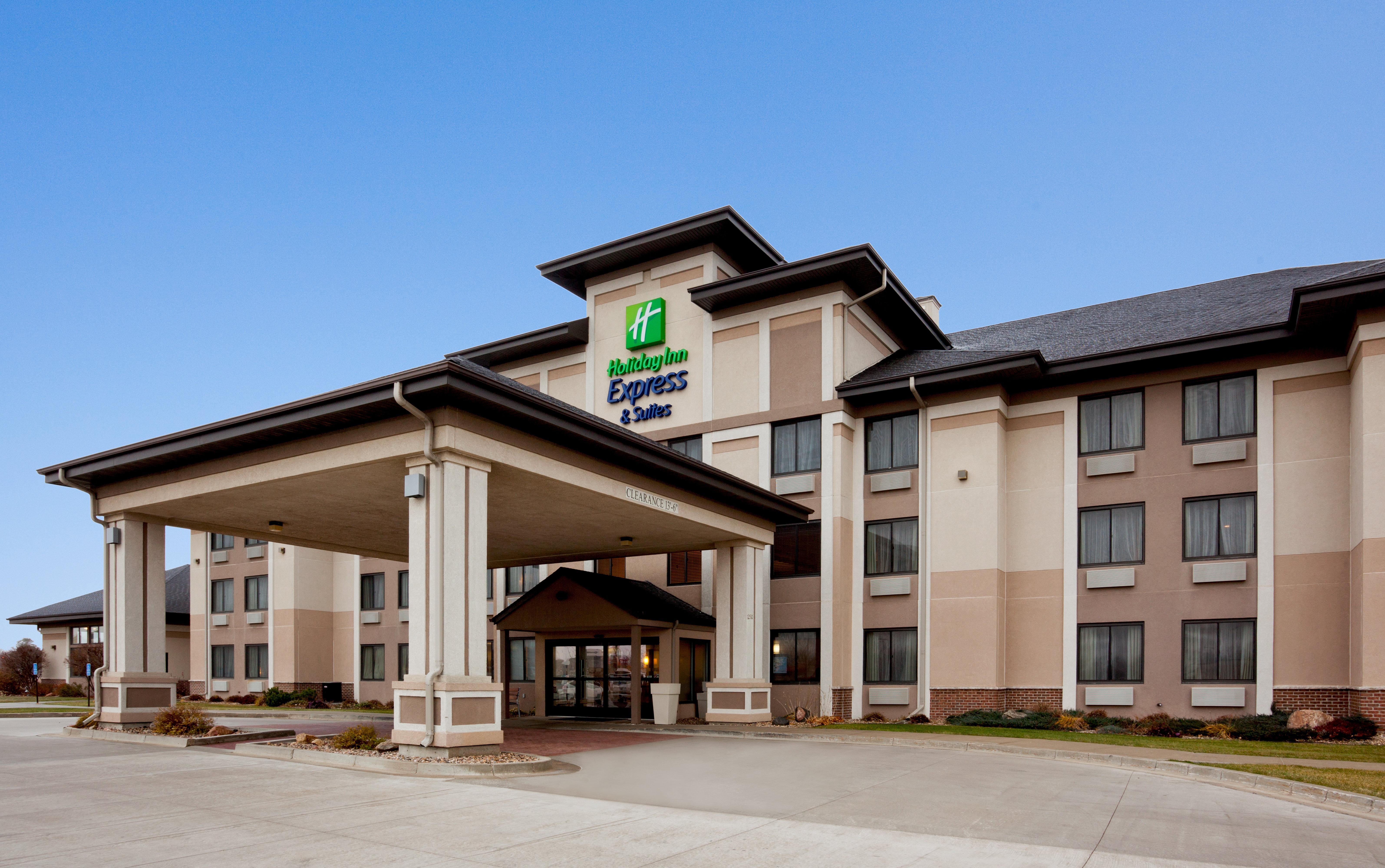 Holiday Inn Express & Suites - Worthington By Ihg Luaran gambar