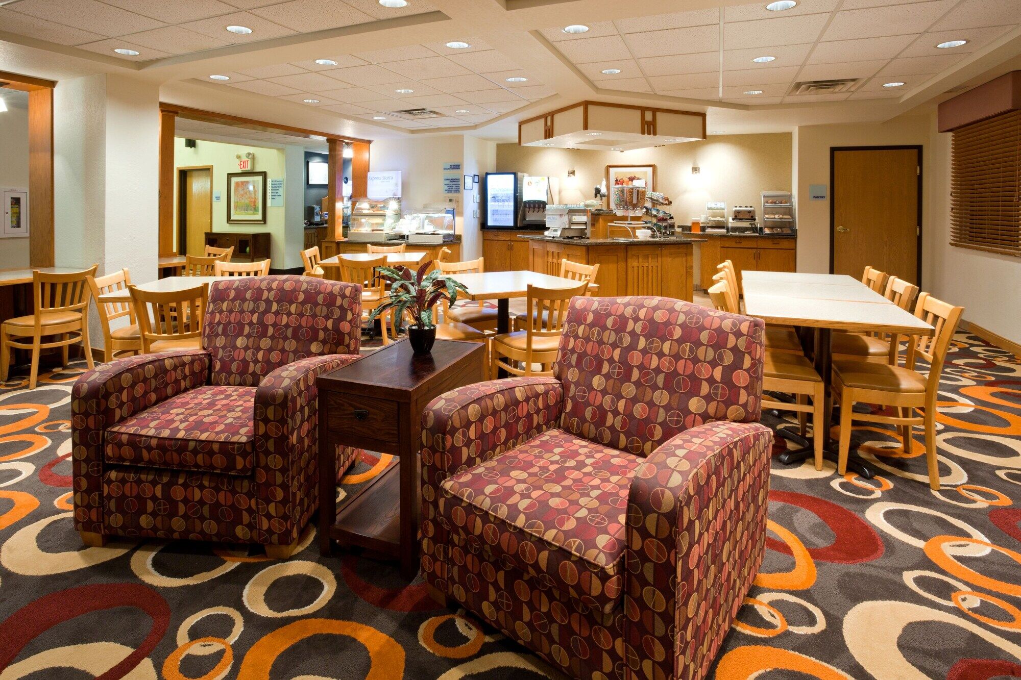Holiday Inn Express & Suites - Worthington By Ihg Luaran gambar